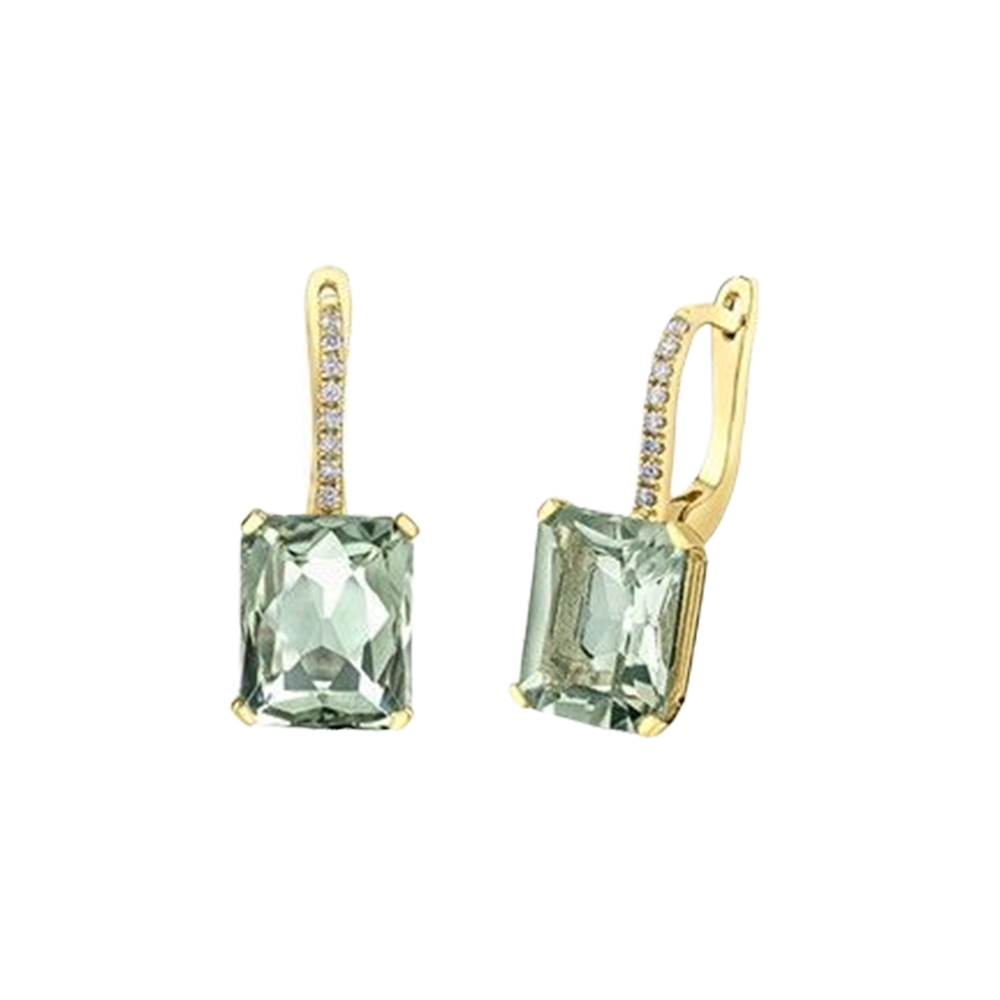 Gold-plated stud earring embellished with marquise cut green